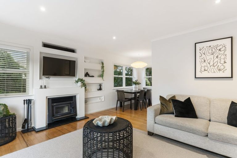 Photo of property in 6 Dell Way, Bucklands Beach, Auckland, 2014