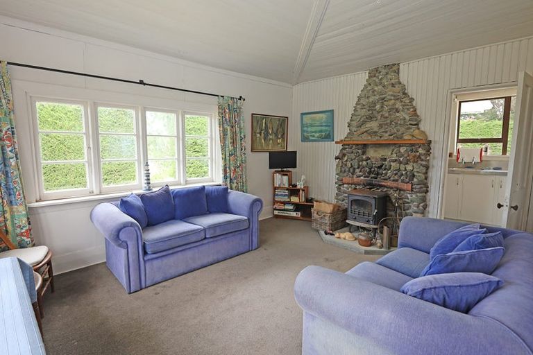 Photo of property in 1 Peace Street, Taieri Beach, Taieri Mouth, 9091