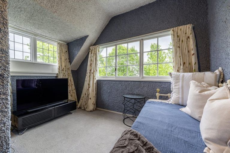 Photo of property in 2 Hart Street, Maori Hill, Timaru, 7910