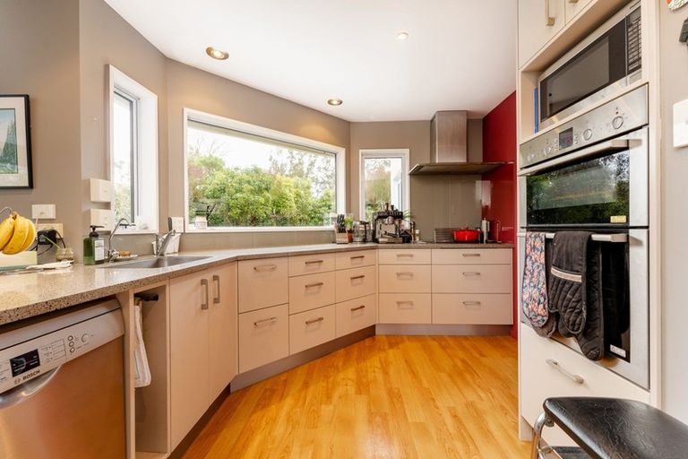 Photo of property in 6 Rosehill Road, Macandrew Bay, Dunedin, 9077