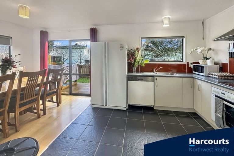 Photo of property in 46a Valonia Street, New Windsor, Auckland, 0600