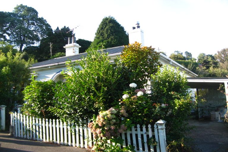 Photo of property in 42 Gladstone Road, North East Valley, Dunedin, 9010