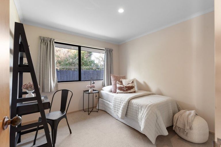 Photo of property in 20a East Street, Terrace End, Palmerston North, 4410