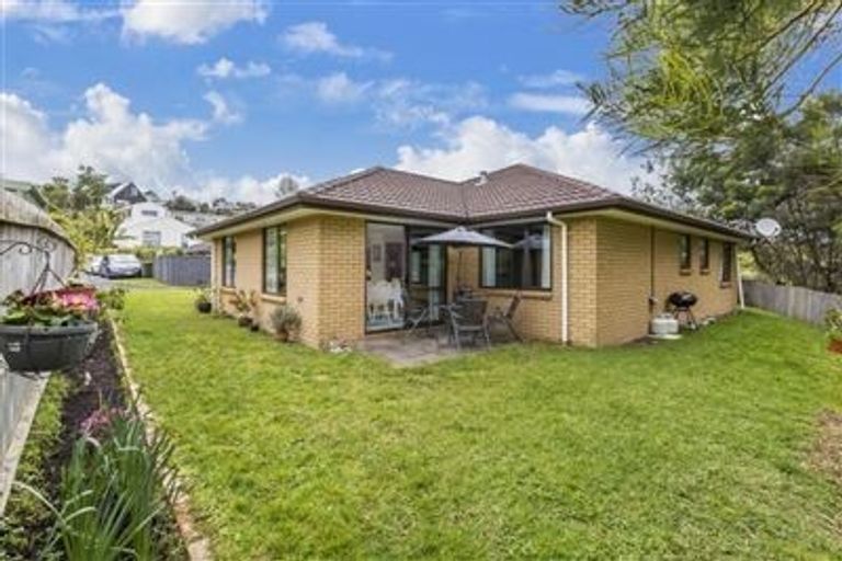 Photo of property in 21h Bonita Avenue, Stanmore Bay, Whangaparaoa, 0932