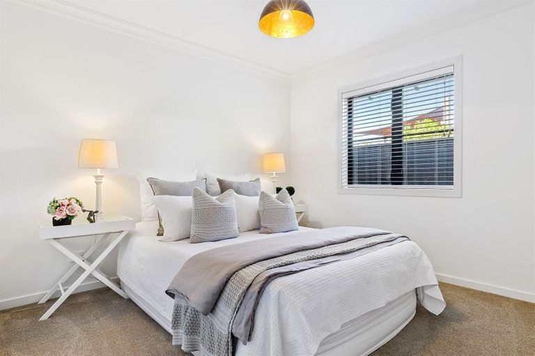 Photo of property in 6 Lewisham Park, St Albans, Christchurch, 8052