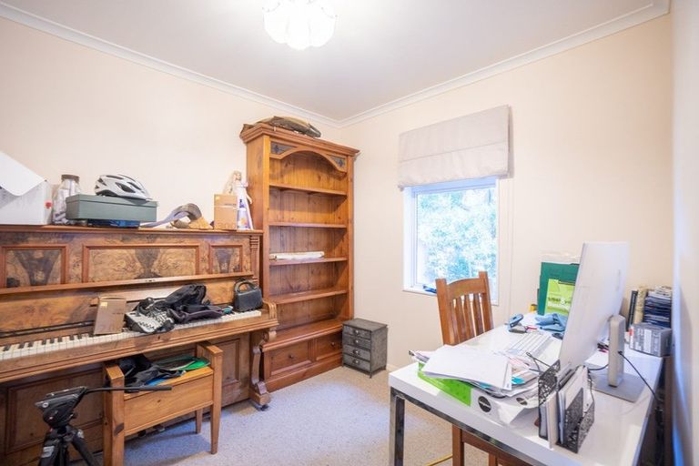 Photo of property in 185 Te Rakehou Road, Feilding, 4775