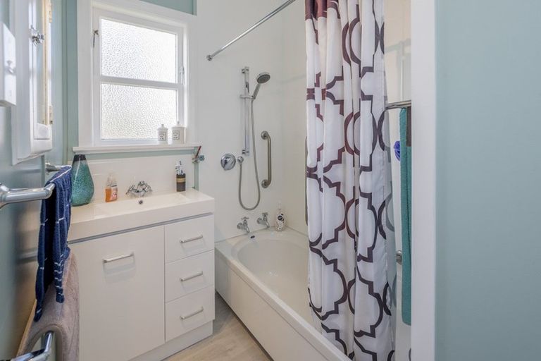 Photo of property in 45 Stout Street, Shannon, 4821