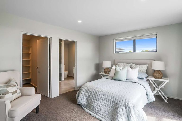 Photo of property in 6 Marcoola Drive, Rolleston, 7614