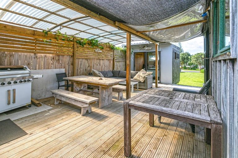 Photo of property in 30 Mako Avenue, Whiritoa, Whangamata, 3691