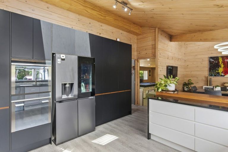 Photo of property in 126 Maui Pomare Road, Nikau Valley, Paraparaumu, 5032