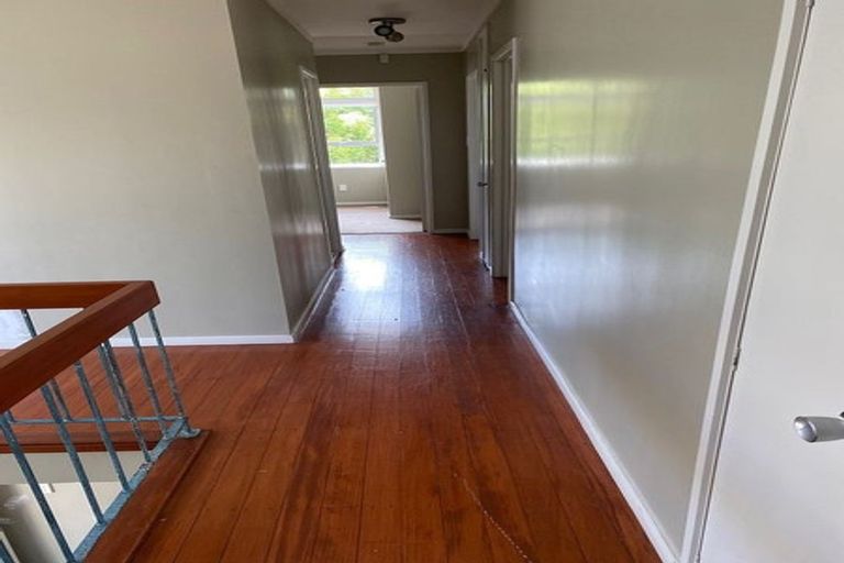 Photo of property in 199 Hobsonville Road, Hobsonville, Auckland, 0618