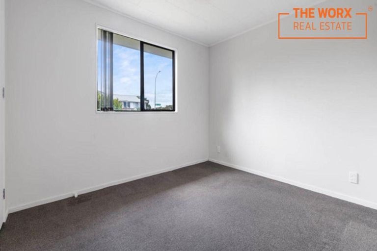 Photo of property in 1/181 Finlayson Avenue, Clendon Park, Auckland, 2103