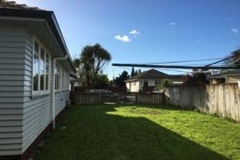 Photo of property in 100a Holland Road, Fairfield, Hamilton, 3214