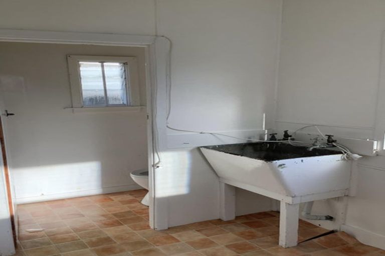 Photo of property in 261 Marine Parade, New Brighton, Christchurch, 8061