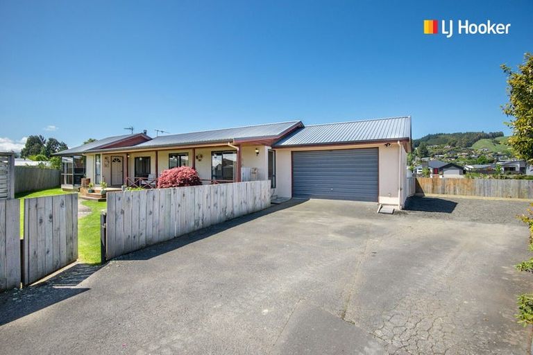 Photo of property in 126 Hagart-alexander Drive, Mosgiel, 9024