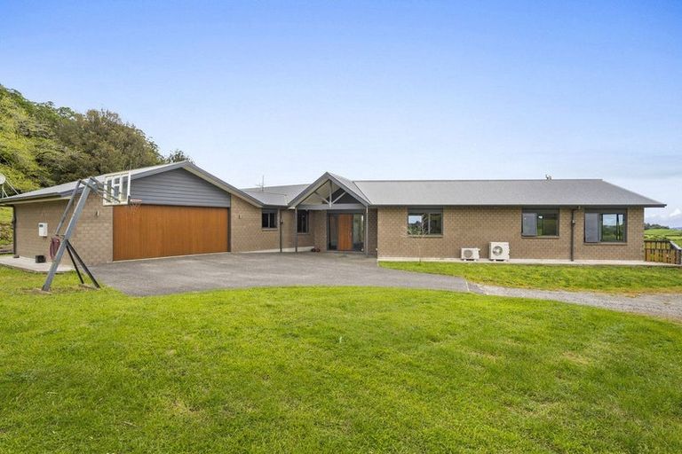 Photo of property in 130 Hurworth Road, Hurworth, New Plymouth, 4371