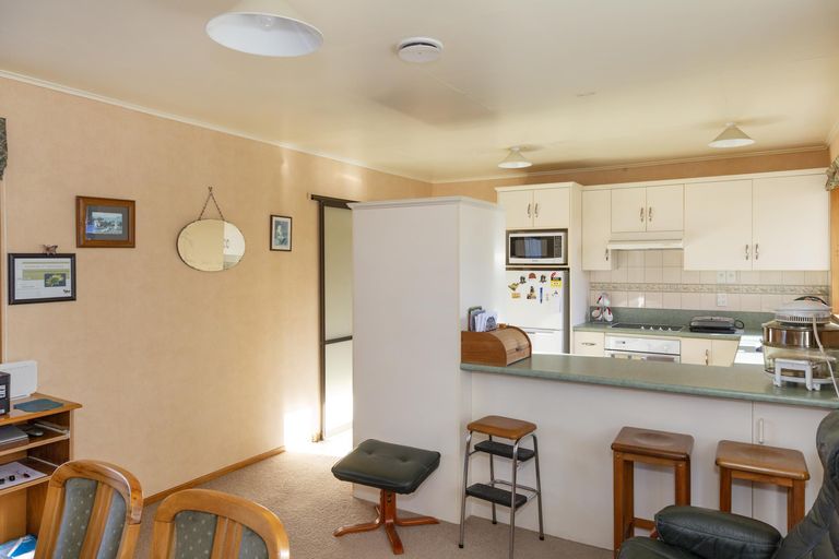 Photo of property in 11 Parklane Place, Weston, Oamaru, 9401