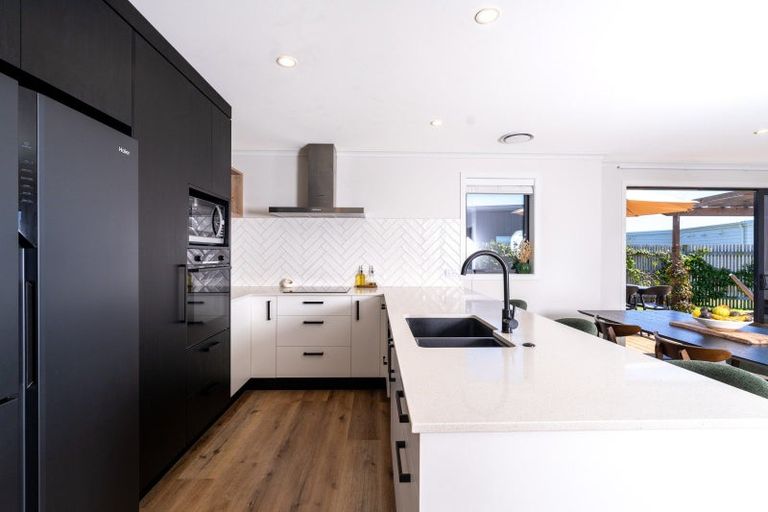 Photo of property in 16 Tunarau Street, Raglan, 3225