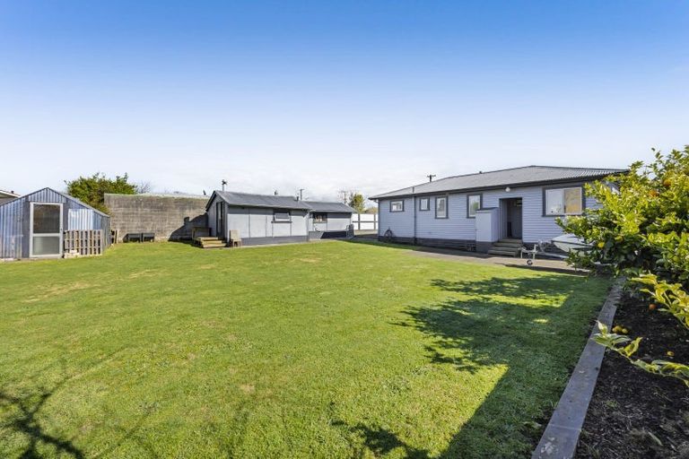 Photo of property in 43 Celia Street, Stratford, 4332