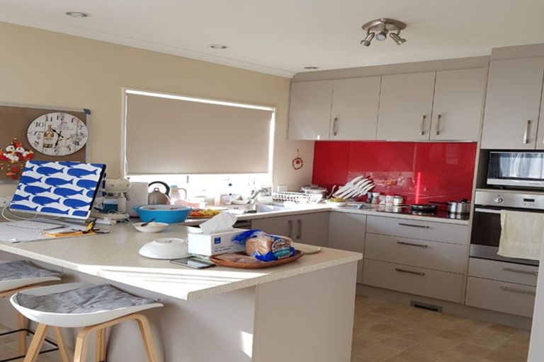 Photo of property in 25b Drake Street, Howick, Auckland, 2014