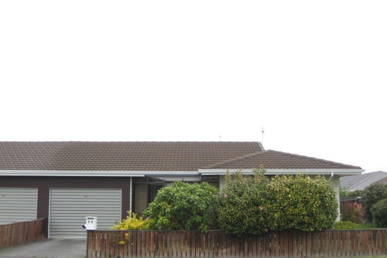 Photo of property in 1/1 Regency Crescent, Redwood, Christchurch, 8051