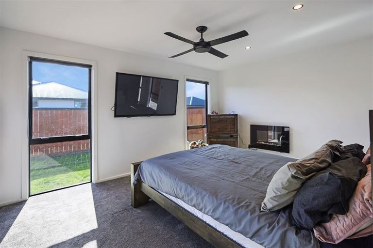 Photo of property in 5 Kelburn Place, Tinwald, Ashburton, 7700