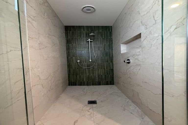 Photo of property in 52 Wairau Road, Oakura, 4314