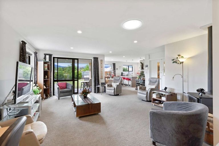 Photo of property in 39 Weld Street, Oxford, 7430