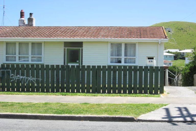 Photo of property in 57b Herewini Street, Titahi Bay, Porirua, 5022
