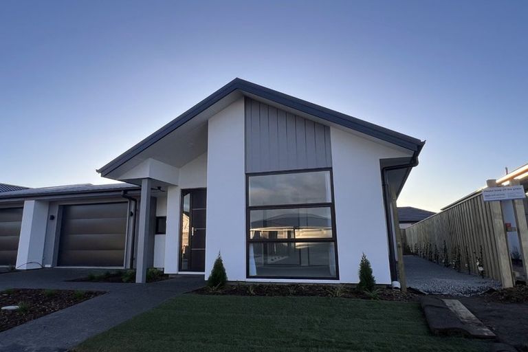 Photo of property in 8 Hayshed Street, Rolleston, 7614