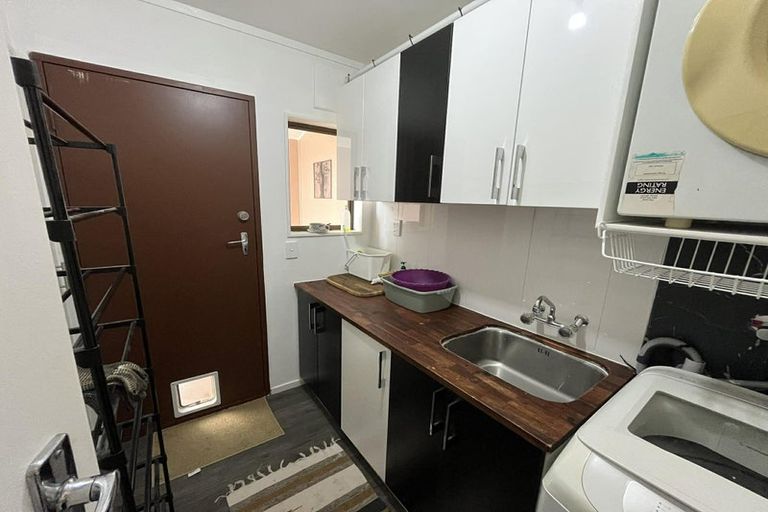 Photo of property in 32 Strathmore Avenue, Levin, 5510