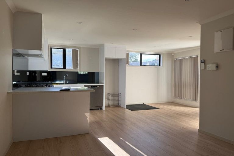 Photo of property in 55a Everglade Drive, Goodwood Heights, Auckland, 2105