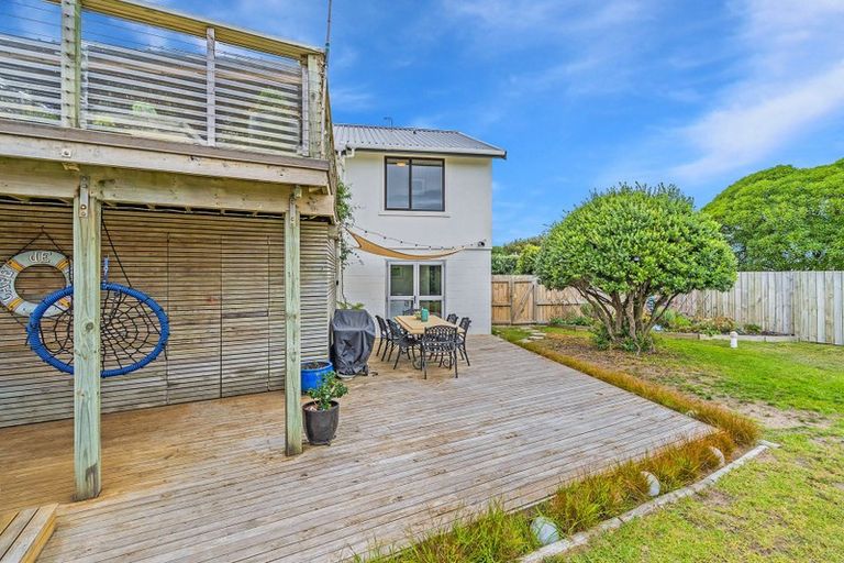 Photo of property in 279 Peka Peka Road, Peka Peka, Waikanae, 5391