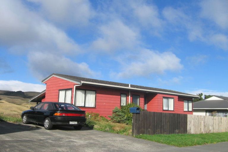 Photo of property in 60 Guadeloupe Crescent, Grenada Village, Wellington, 6037
