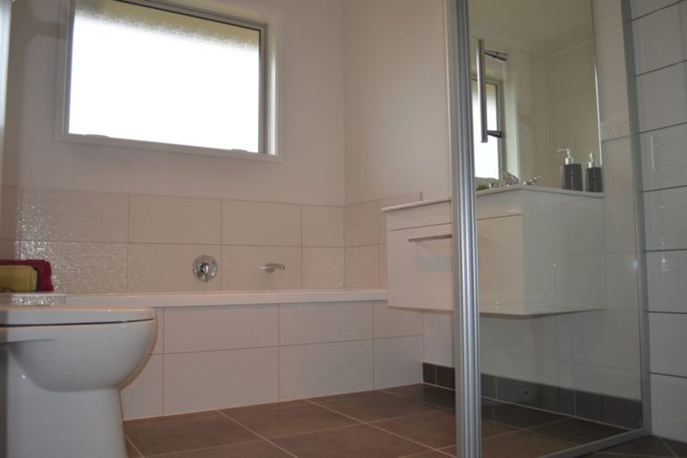 Photo of property in 96 Hillpark Drive, Pokeno, 2402