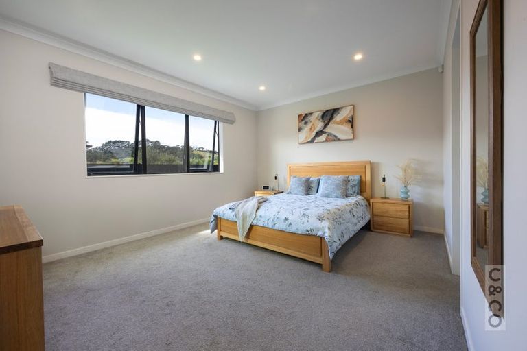 Photo of property in 91 Muriwai Road, Waimauku, 0812