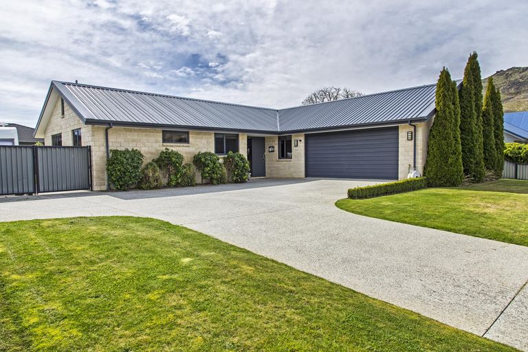 Photo of property in 4 Sunhaven Cove, Cromwell, 9310