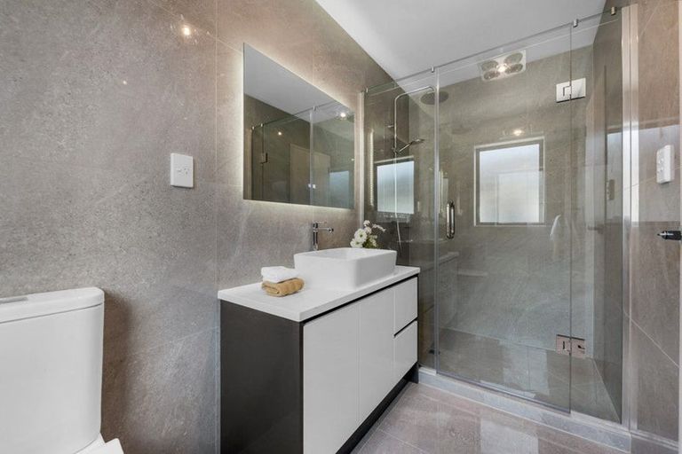 Photo of property in 6 Knockanara Drive, Flat Bush, Auckland, 2019