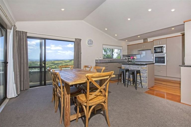 Photo of property in 149 Point View Drive, East Tamaki Heights, Auckland, 2016