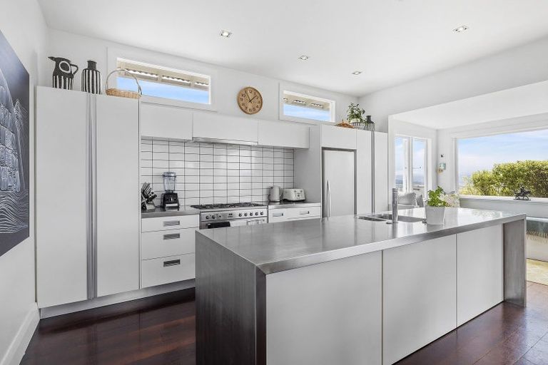 Photo of property in 29 Mana Street, Vogeltown, Wellington, 6021