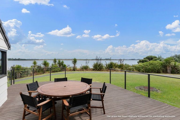 Photo of property in 55 St Annes Crescent, Wattle Downs, Auckland, 2103