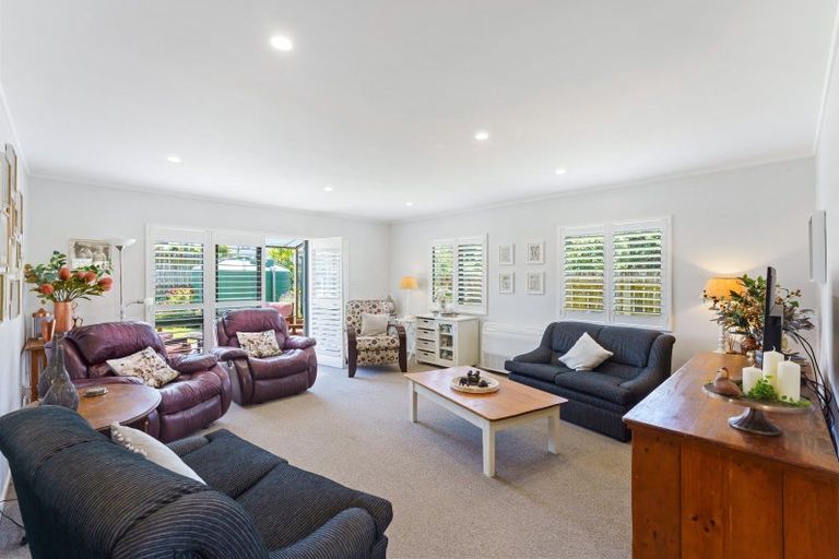 Photo of property in 19 Dixie Street, Te Horo Beach, Otaki, 5581