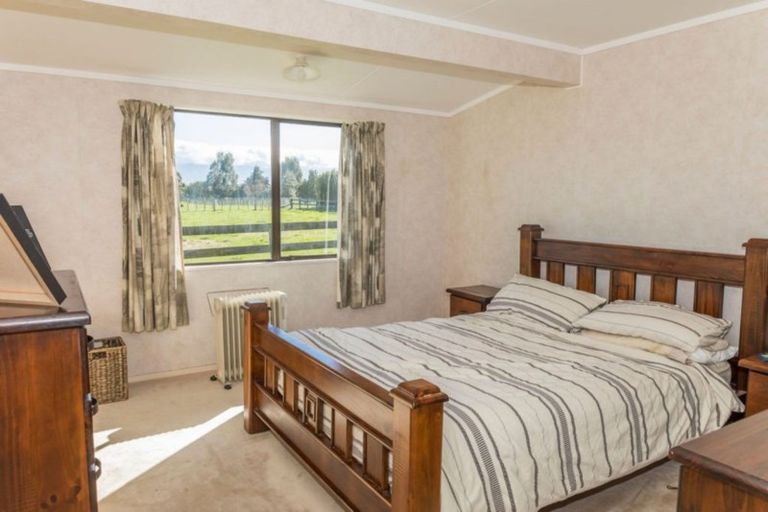 Photo of property in 11 Tipapakuku Road, Dannevirke, 4930