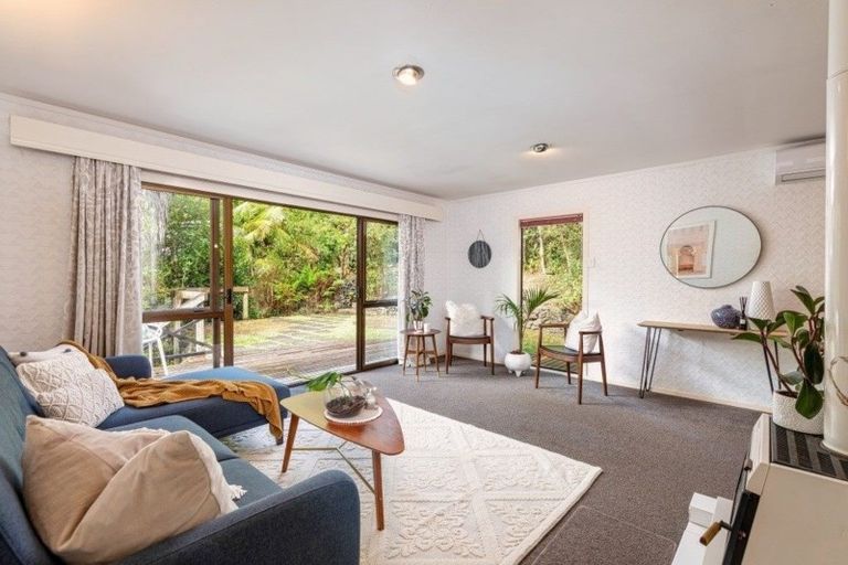 Photo of property in 56 Tanekaha Road, Titirangi, Auckland, 0604