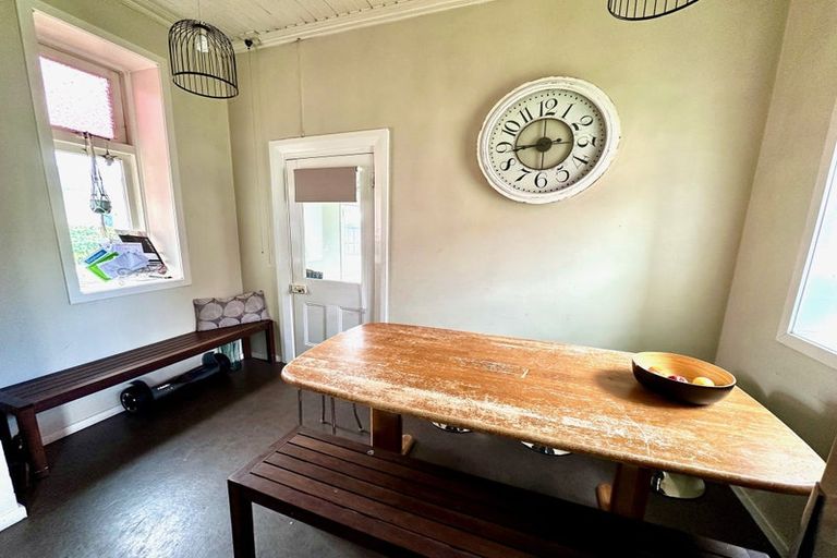 Photo of property in 10 Lewin Street, Balclutha, 9230