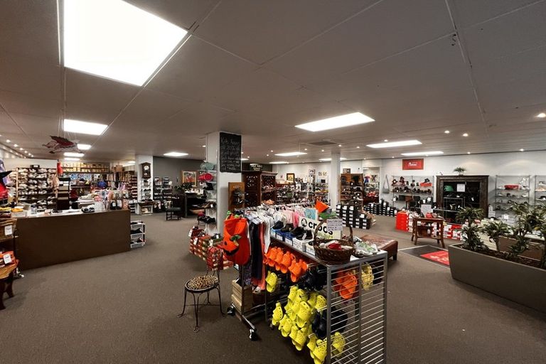 Photo of property in 102 Wakefield Street, Whanganui East, Whanganui, 4500