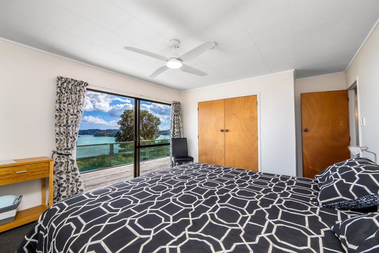 Photo of property in 202 Te Wahapu Road, Russell, 0272