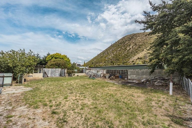 Photo of property in 103 Bledisloe Street, Kurow, 9435