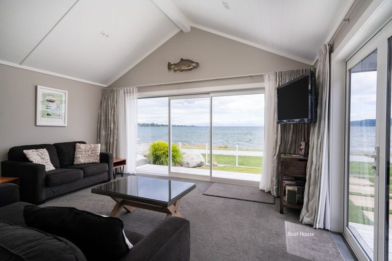 Photo of property in 171 Lake Terrace, Hilltop, Taupo, 3330