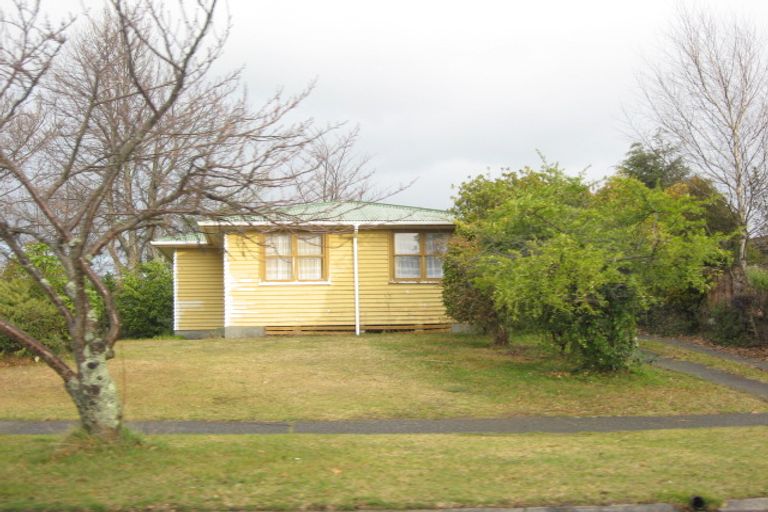 Photo of property in 118 Te Rangitautahanga Road, Turangi, 3334
